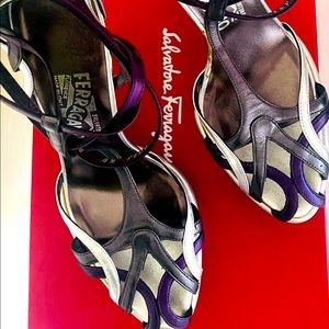 NEW Salvatore Ferragamo Hells
